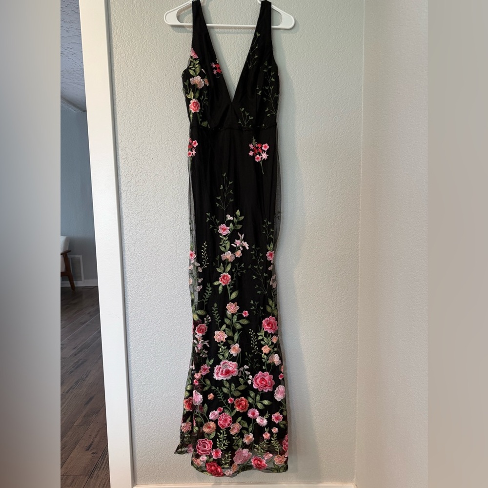 Lulu's Soirée Blossom Black Floral Embroidered Mermaid Maxi Dress - Picture 2 of 3